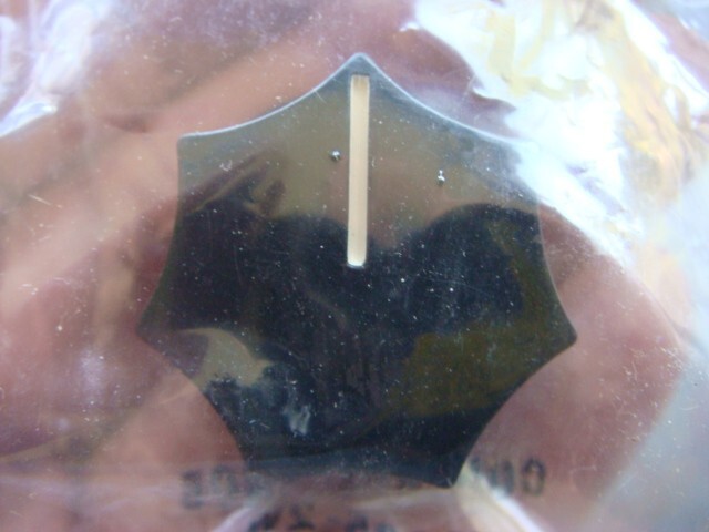 ONE Lot FIVE (5) Raytheon Pointer Knobs TS125-2WL-2 -- New & Unused