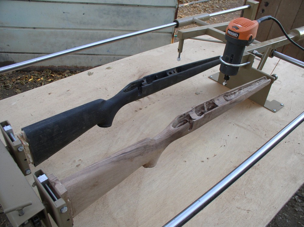 Wood Carving Duplicator- Carves a Precise Duplicate