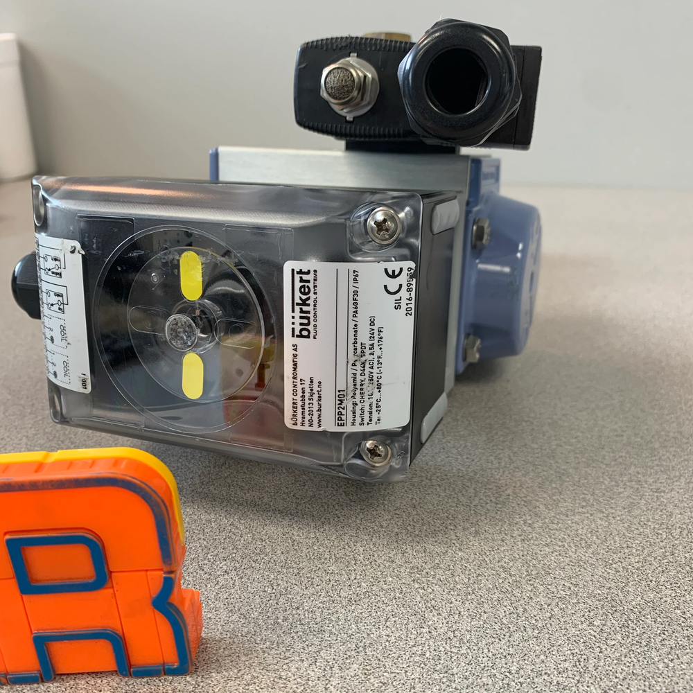 Burkert EPP2M01 Part-Turn Actuator Assembly w/ Valve (No Box)
