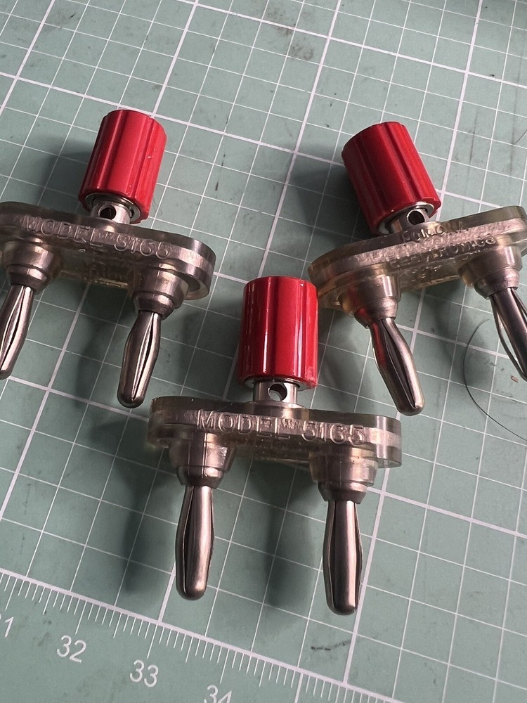 pomona electronics Model 5165 Banana Plug (3 PCs)