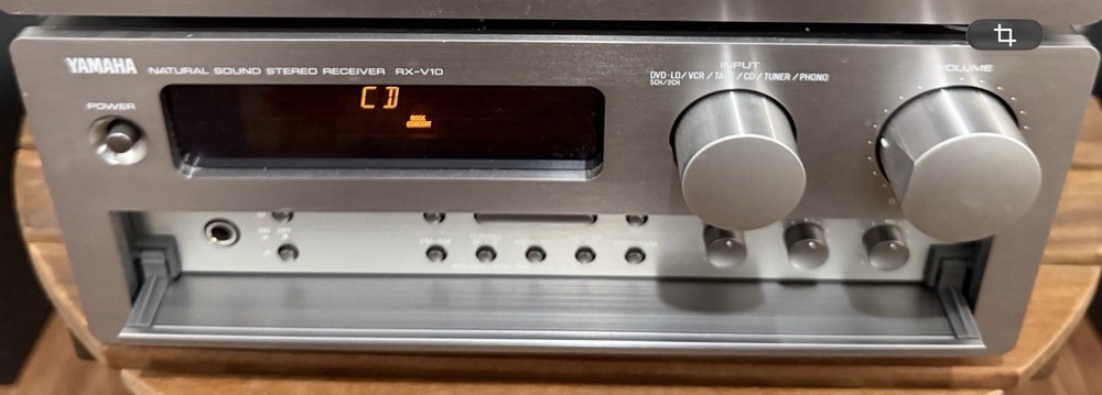Yamaha RX-V10