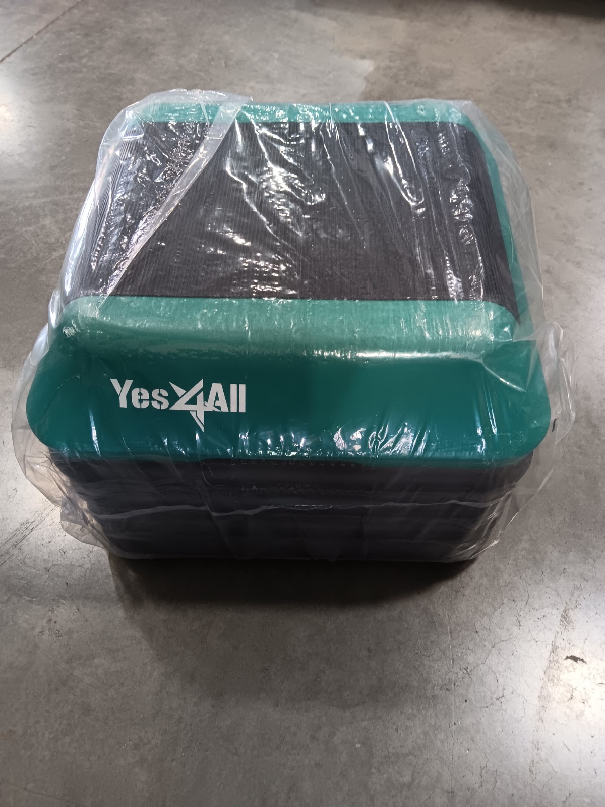 High Aerobic Step Platform & Stackable Risers - Adjustable 4"/6"/8"/10"/12"