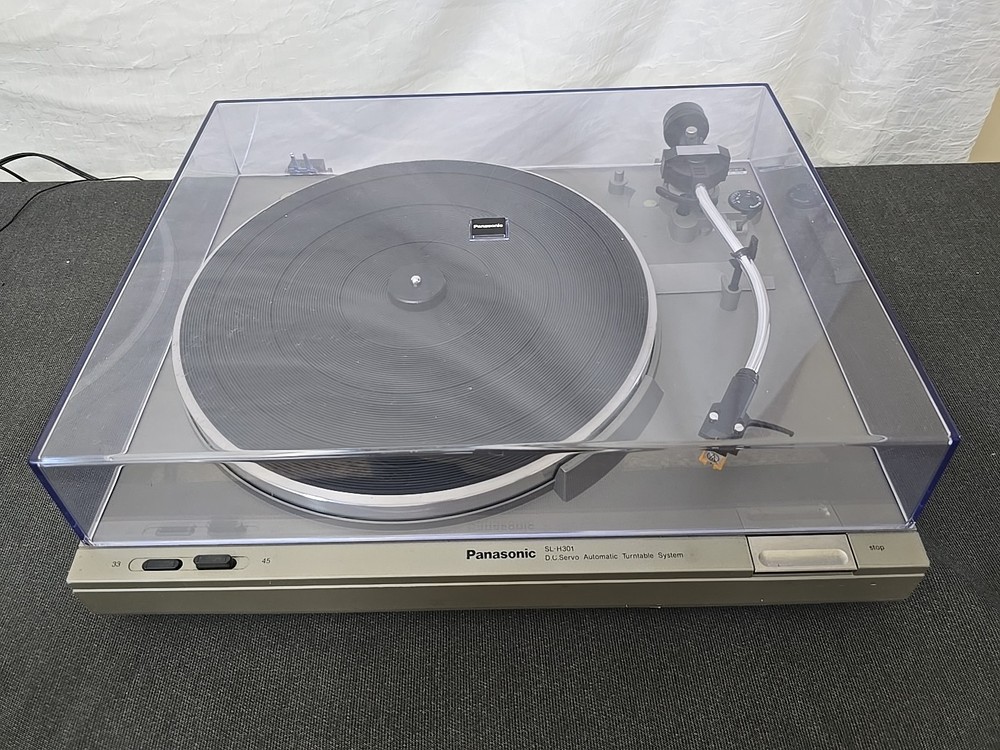 Panasonic SL-H301 D.C. Servo Automatic Turntable System