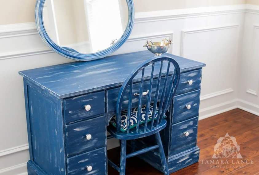 1-3/8" Betsy Fields Knob Chrome with White Ceramic Insert