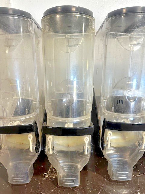 LOT OF 5 TRADE FIXTURES 618/624 COMMERCIAL BULK FOOD GRAVITY BIN DISPENSERS