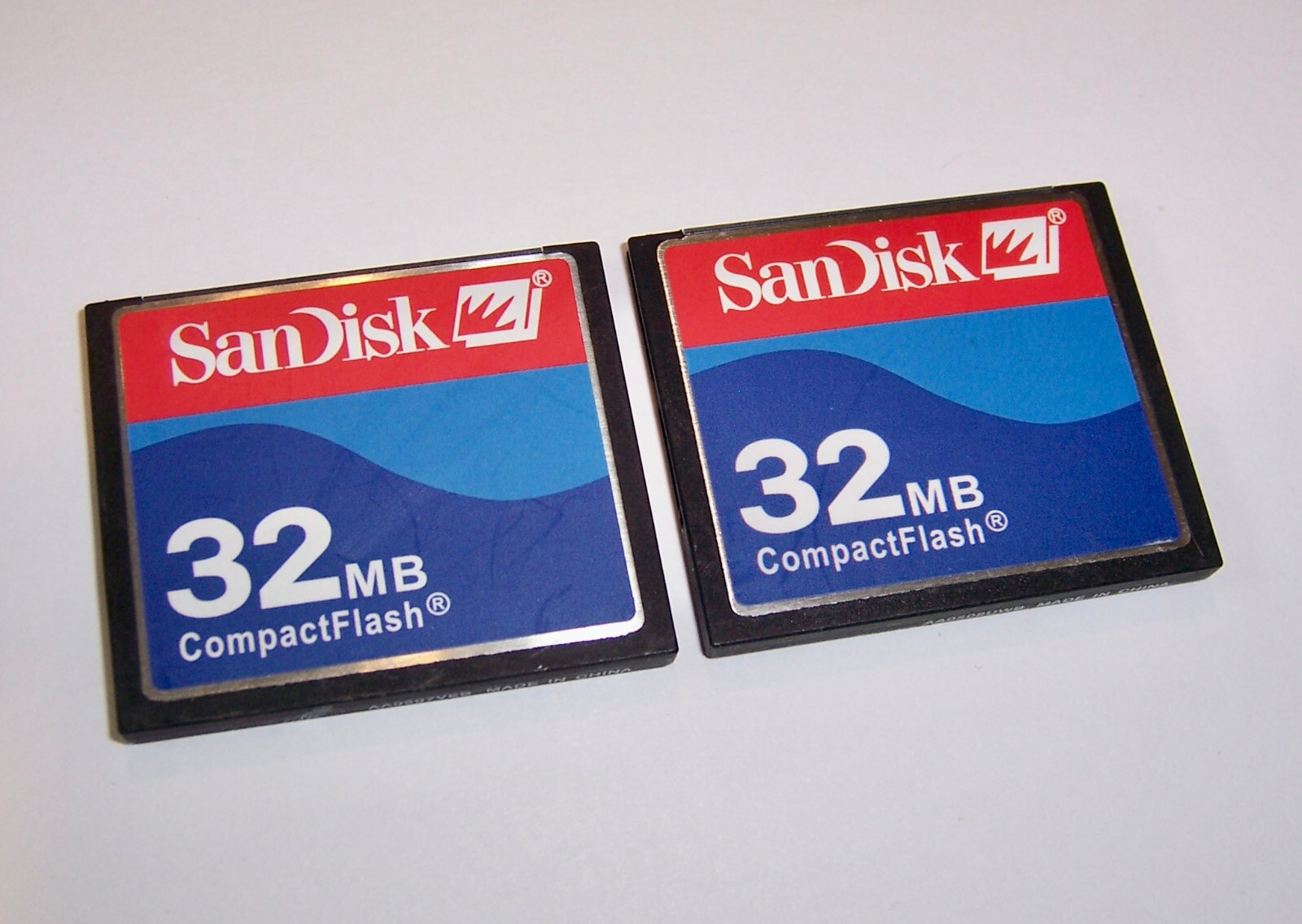 2pcs 32mb Sandisk CompactFlash Memory Cards - 32 mb SanDisk Compact Flash