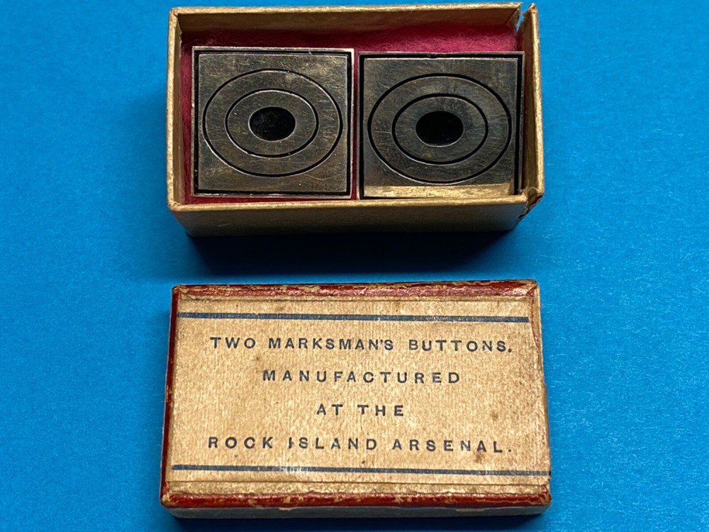 1885-1903, US ARMY MARKSMAN'S BUTTONS, 2nd PATTERN, 2 BUTTONS + ORIGINAL BOX