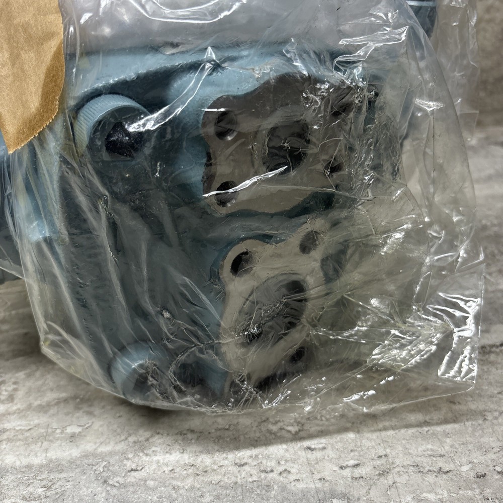NACHI VDC-3B-1A5-E20 2260 High Pressure Variable Vane Pump Unit, New