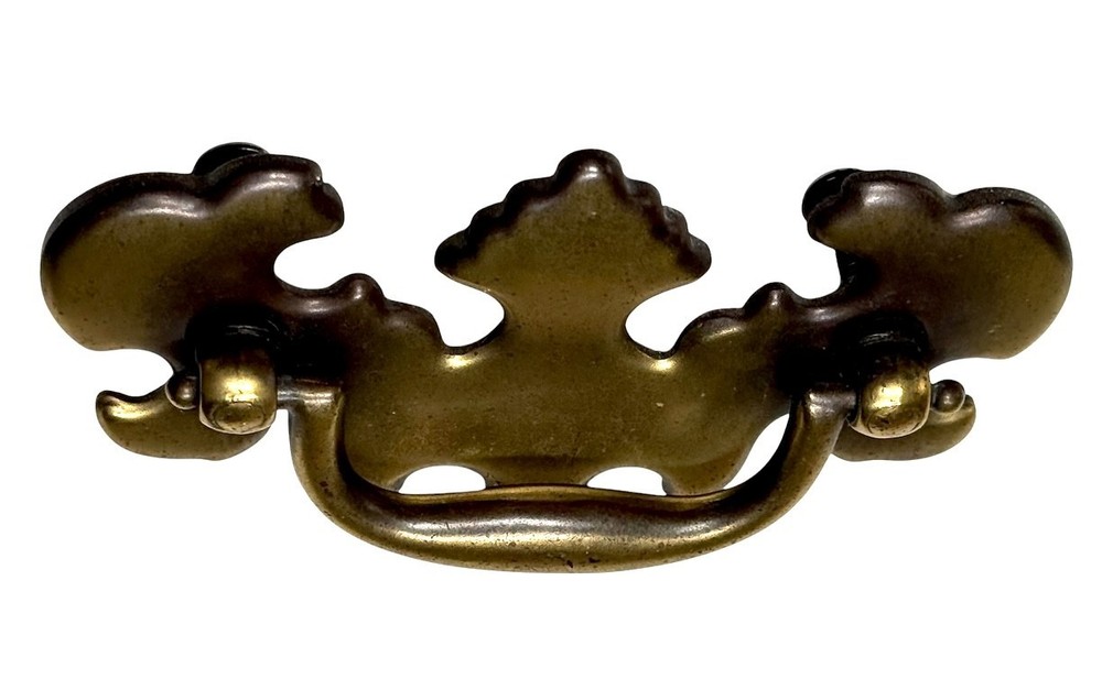 Chippendale Colonial Drawer Pulls Handles Batwing Metal Hardware 9 Total