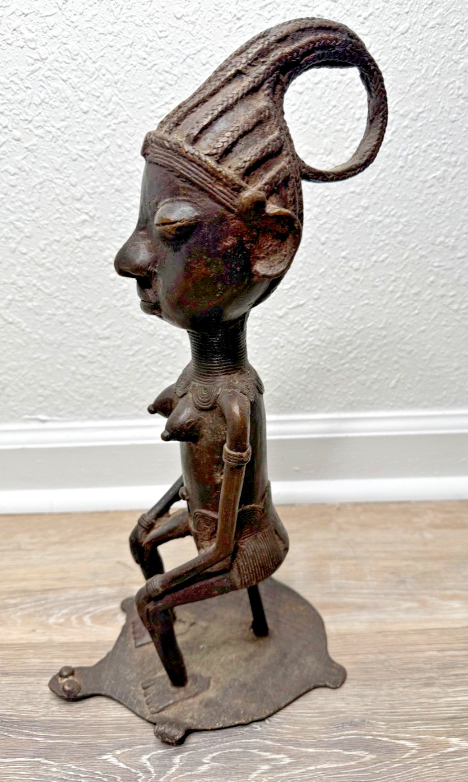Yoruba Bronze Ogboni Onile Edan figure Ifa Babalawo Aworan