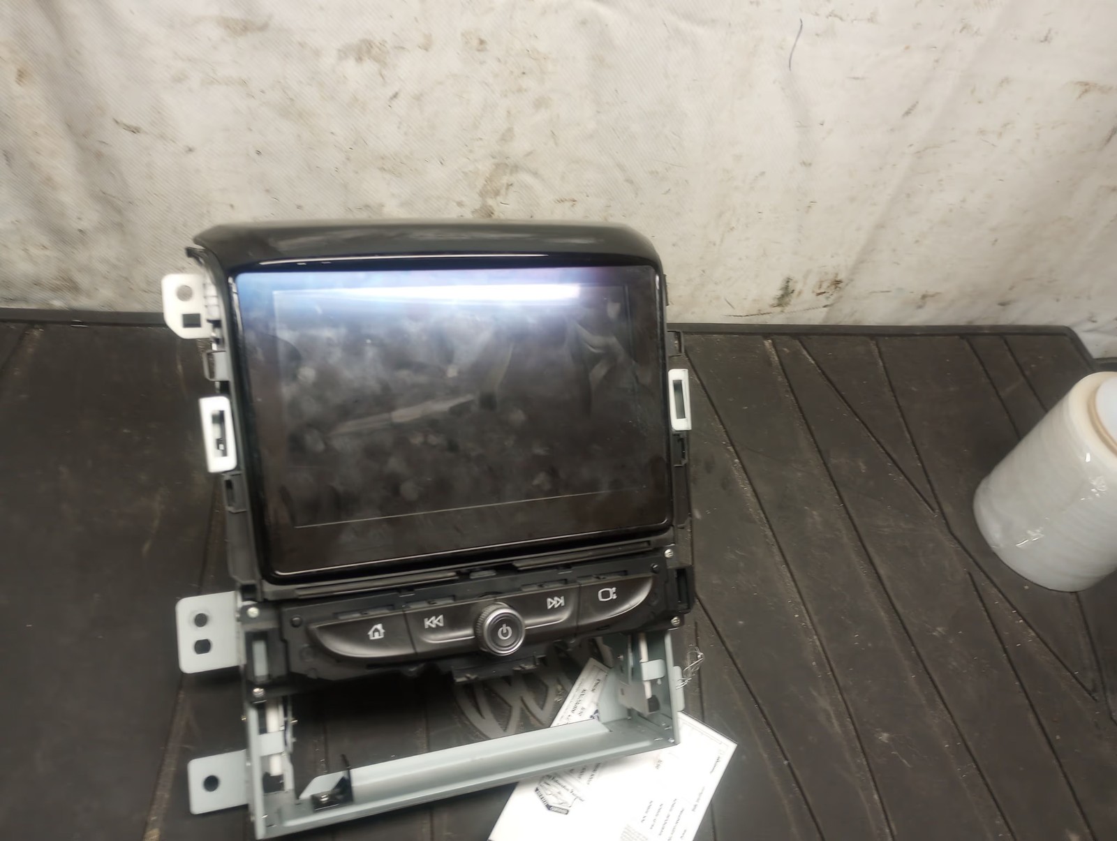 Info-GPS-TV Screen Classic Style S Or VIN T Dash Fits 20-24 TRAVERSE 3153389