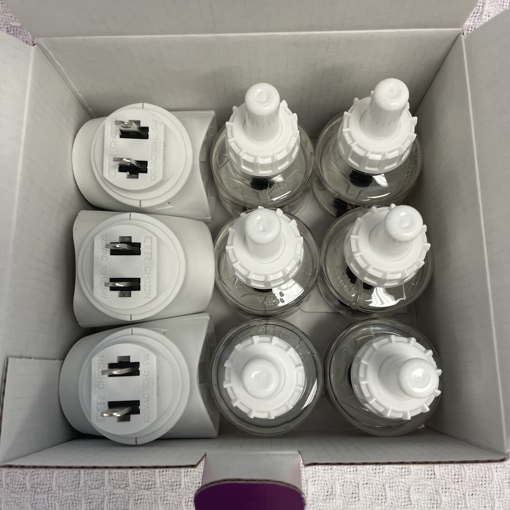 Comfort Zone Cat Calming Diffuser Kit with 3 diffusers and 6 refills