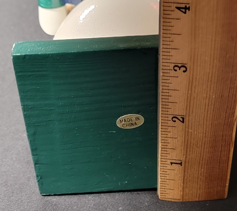 Vintage Wooden SNOWMAN NUTCRACKER Holding Present & Tree EUC in Original Box