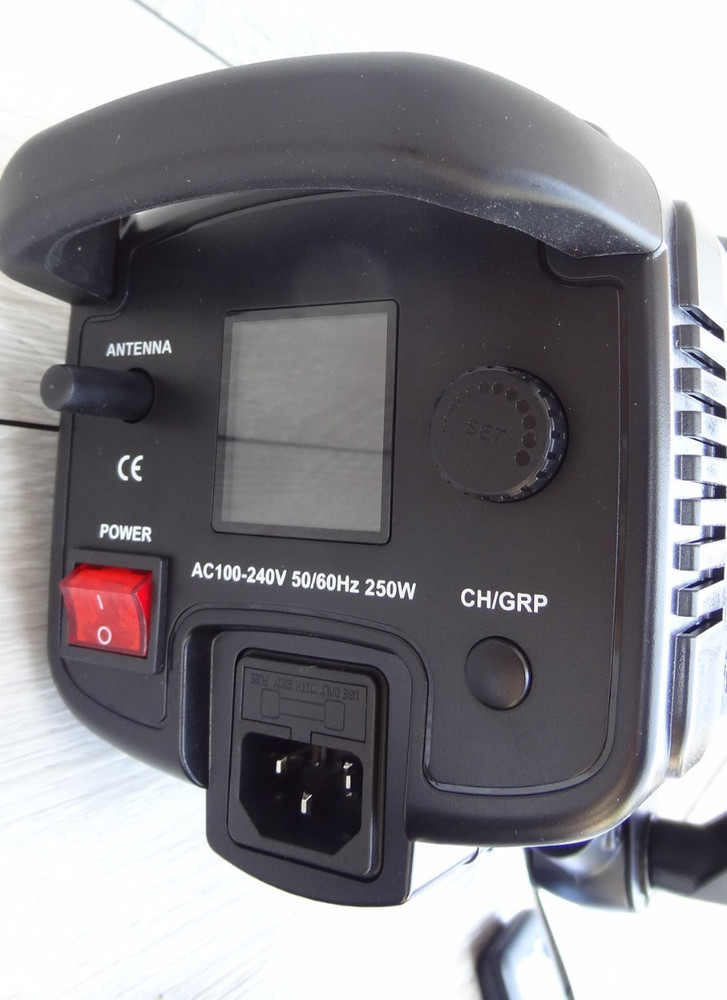 Godox SL-200W LED Video Light for Camera DV Camcorder (White Light Version)