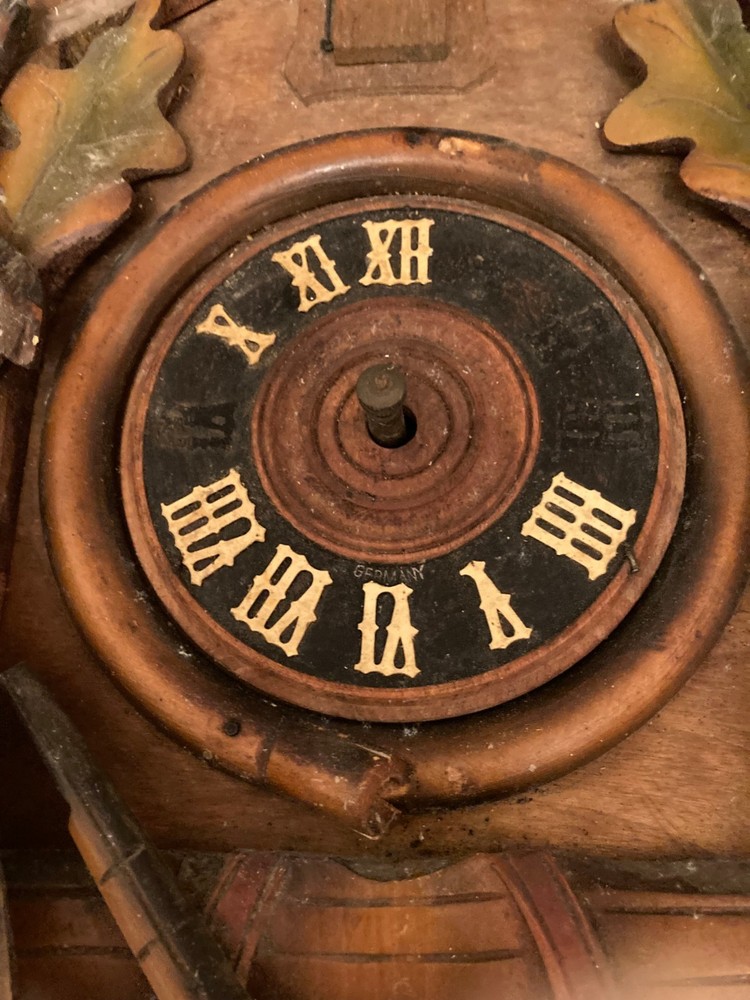 Antique Cuckoo Clock Waiting to Be Made Right - BOx fe6