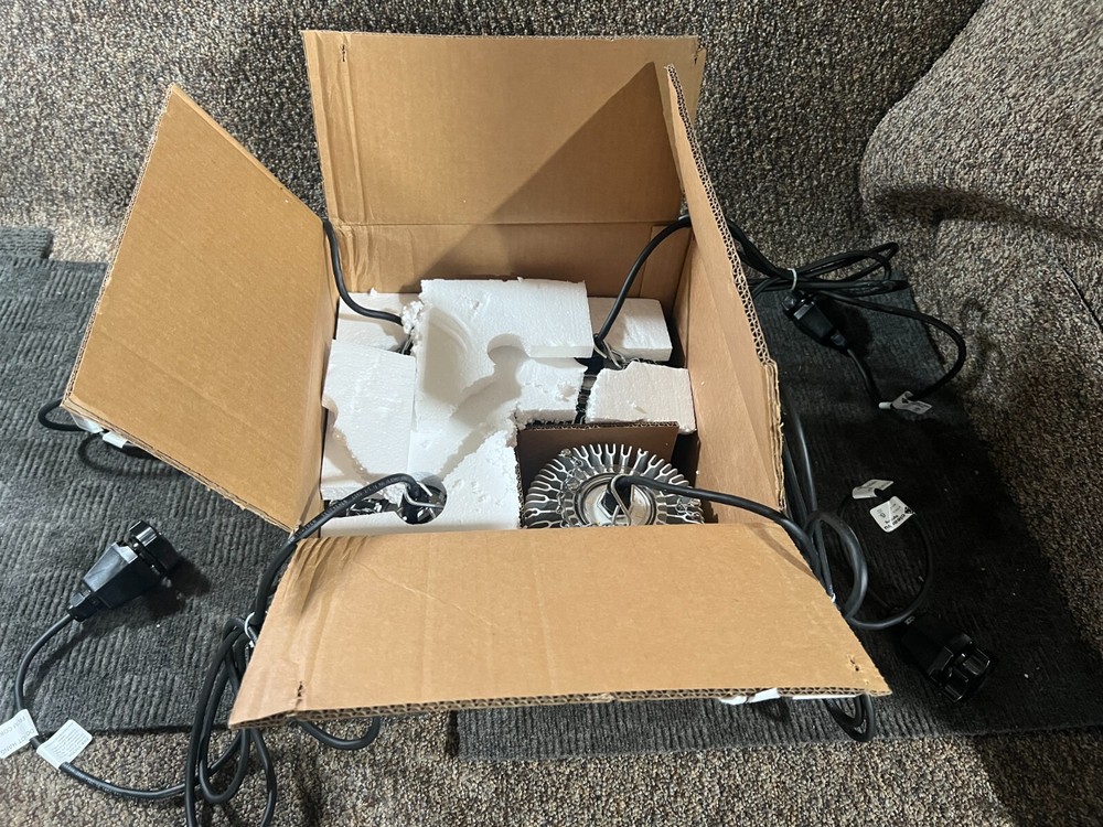 (Box of 4) FLEX SLS FM30A Temporary Construction LED Lighting System 15567