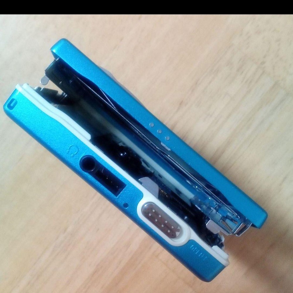 Sony MD Walkman MZ-E510 Portable MiniDisc Player Junk