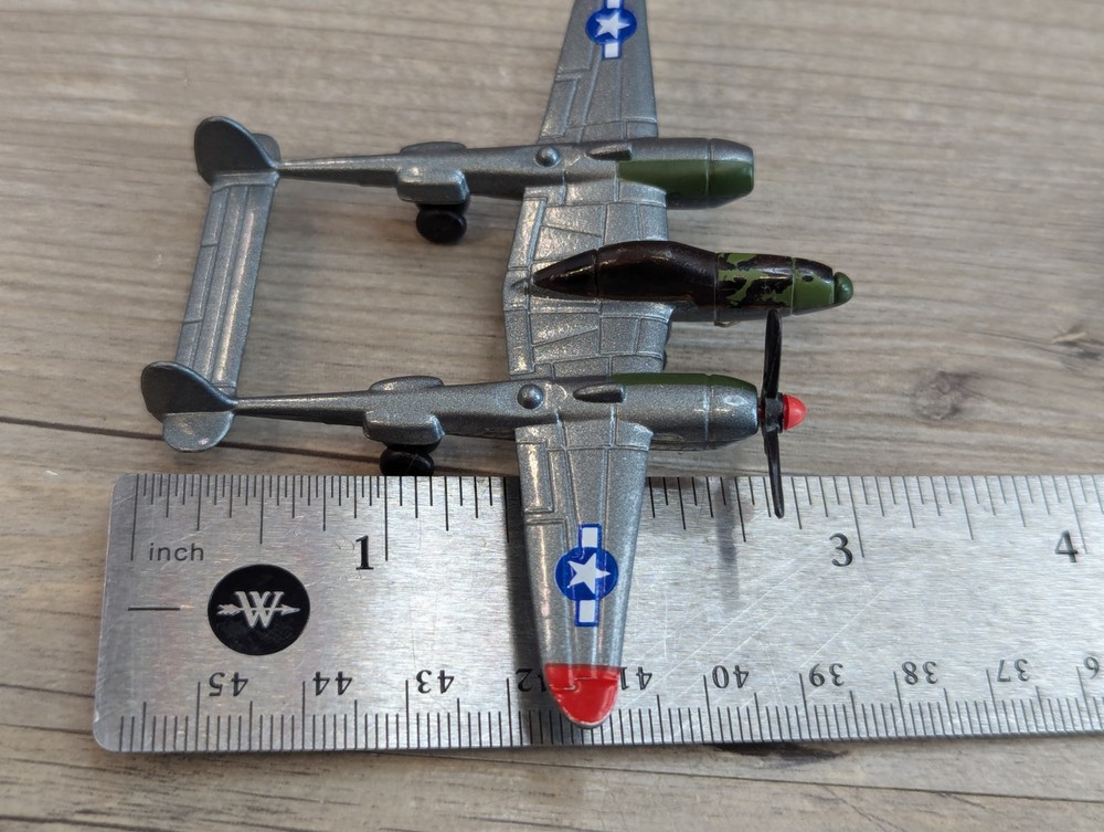 Lockheed P-38 Lightning Diecast Airplane 93114 4" Wingspan Missing Propeller