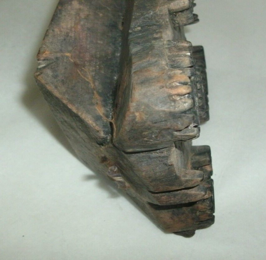 ANTIQUE MIDDLE EASTERN WOOD TEXTILE BLOCK, PRINT STAMP