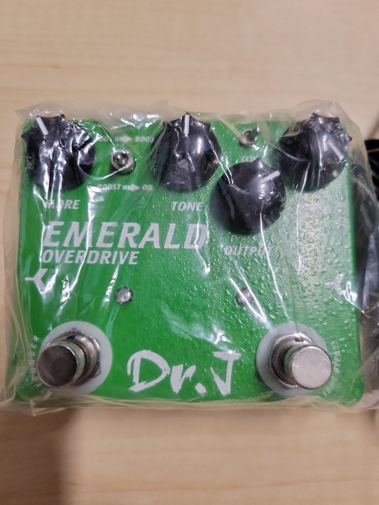 Dr. J D60 Emerald Overdrive + Boost Pedal Effect
