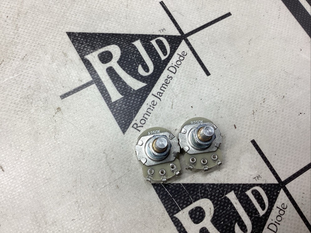 Alpha 250K Potentiometer 6mm Solid Shaft Tele Pot Set 2 Audio Linear A B