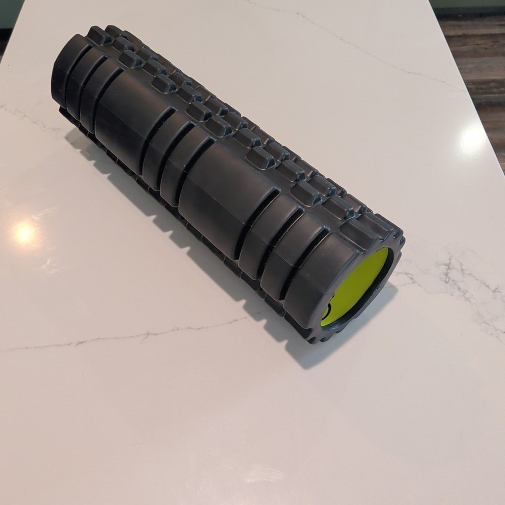 Foam Roller Deep Tissue 18 Trigger Point Massage Roller Self Therapy Tool