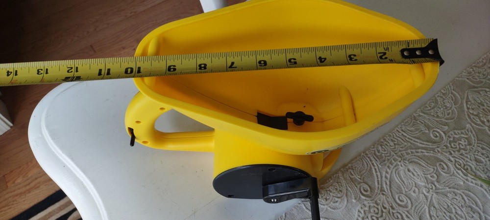 Handheld Spreader Seeder Broadcaster Hand Crank Power Spreader Small Yard