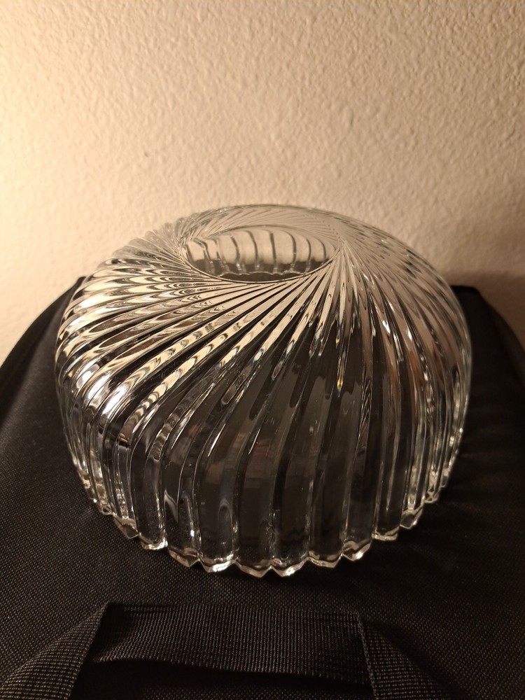 Glass Bowl Design 7.5" Inside Diameter 3.5" Tall