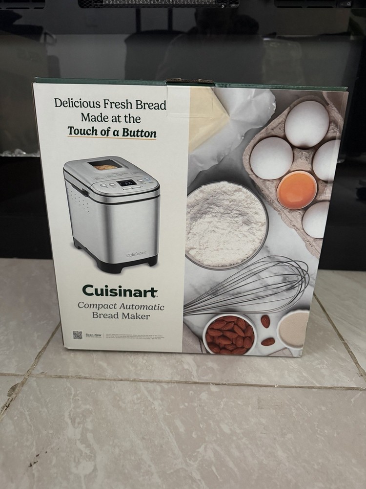 Cuisinart Compact Automatic Bread Maker Machine, Stainless, NEW