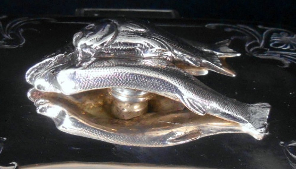 A solid silver sardine serving receptacle, with cast silver fish, Boston, Mass c