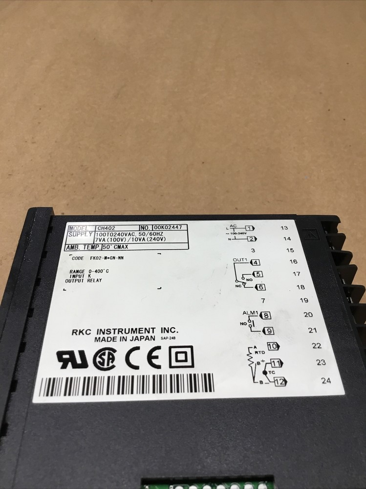 RKC CH402 Temperature Controller 100-240VAC #723K125