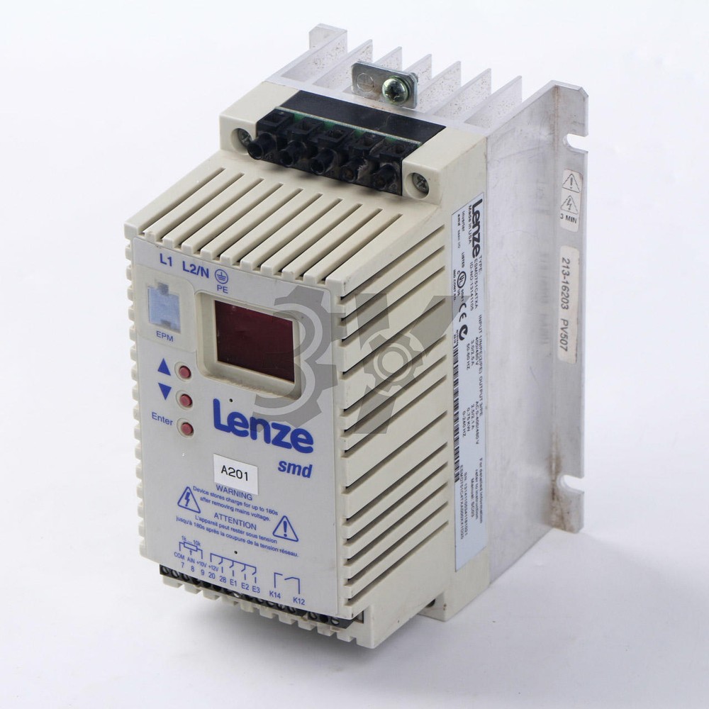 Used 1PC Lenze ESMD751C4TXA frequency converter