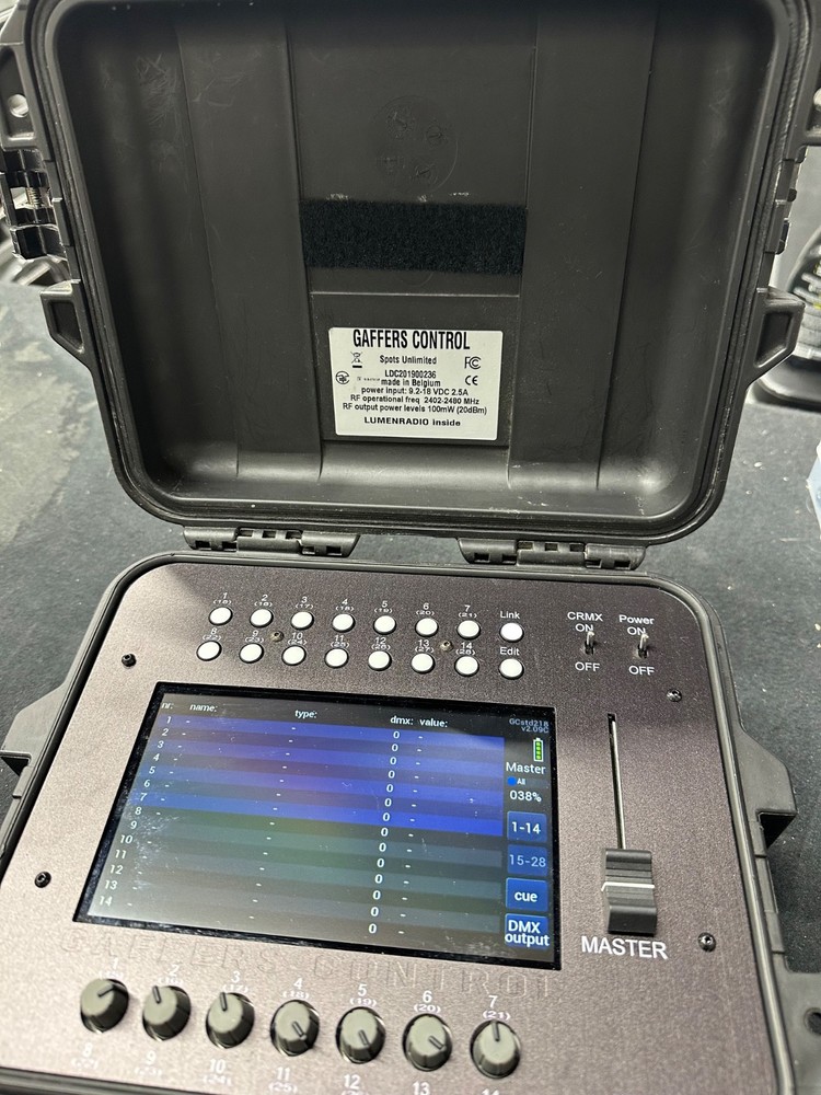 Spots Gaffers Control 28 Lighting Console