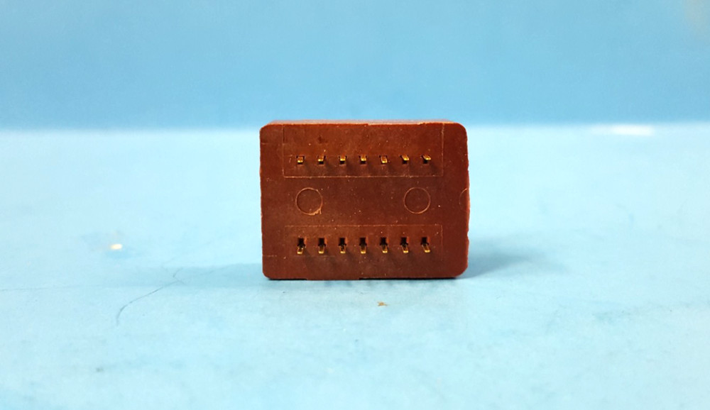 2pcs- IC Socket, DIP 14PIN, GOLD, 0.3", AMPHENOL/BARNES