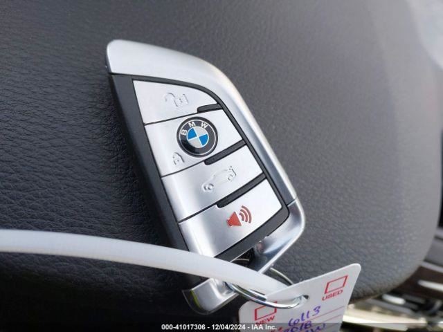 X5 2018 Glove Box 4537751