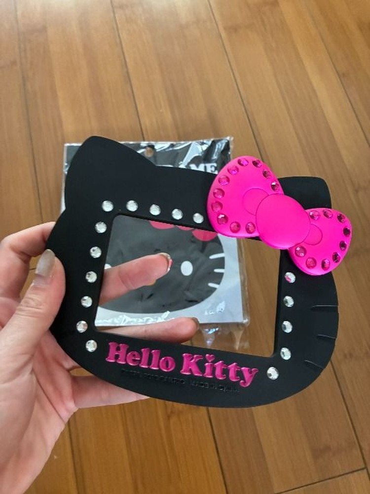 Hello Kitty Black Photo Frame Magnetic NWT