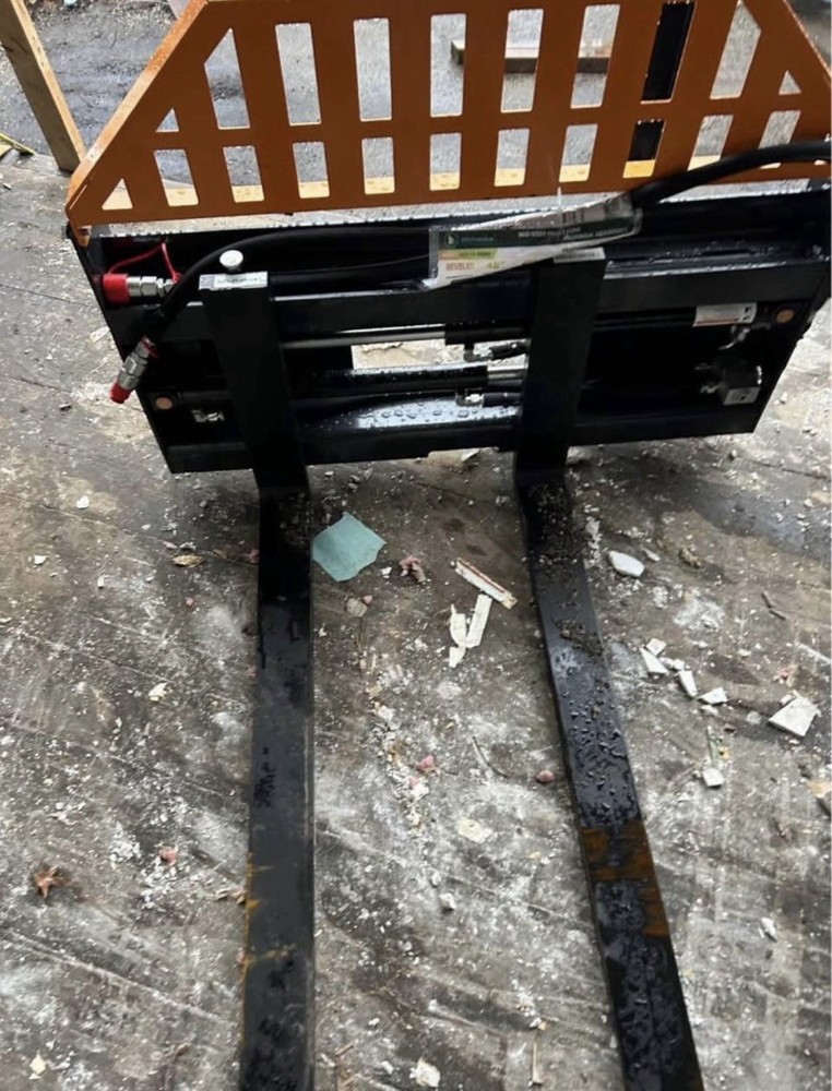 Wolverine Skid Steer Loader Pallet Fork Attachment