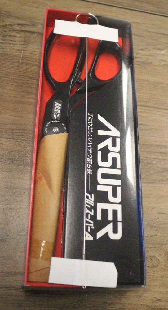 Professional Tayloring Shears No. 526-A