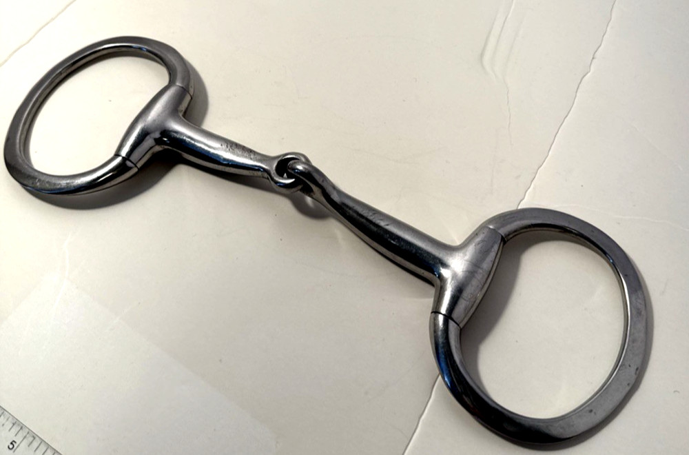 5" Eggbutt Snaffle Bit Single Joint Flat Rings Bars 1/2” Thick