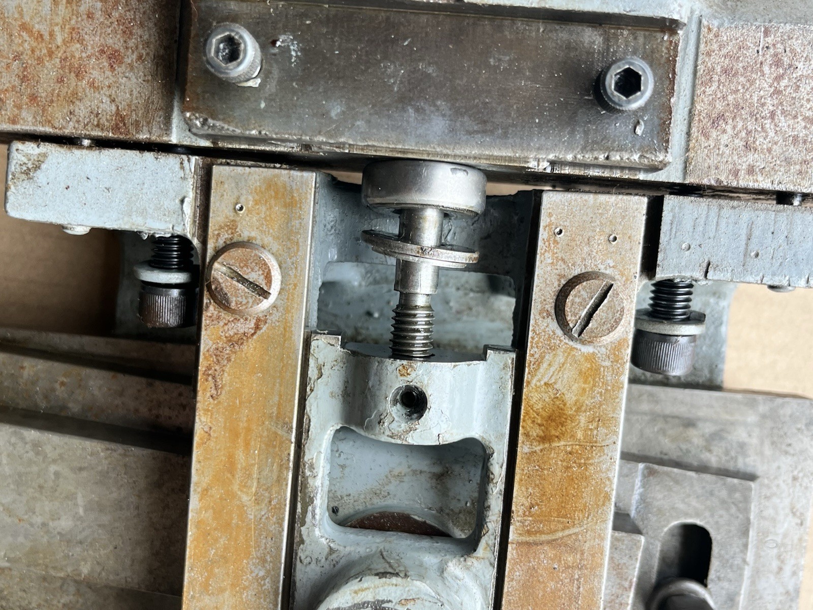 Sheldon 10” Lathe Saddle & Taper Attachment PARTS - NOT COMPLETE SEE PHOTOS