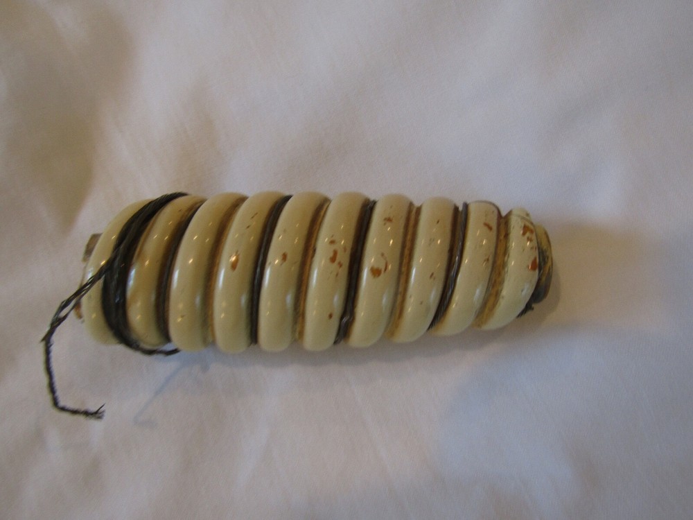 Early Luffwaffe Dagger Grip and Original Wire