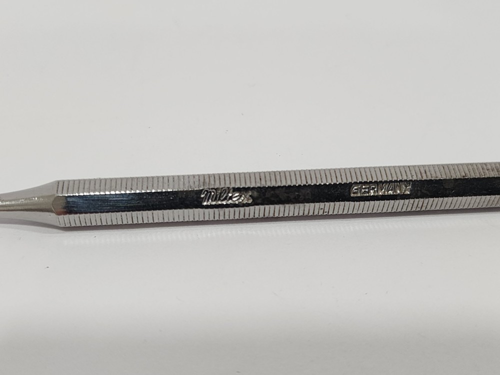 Miltex 40-60 Nail Splitter Angled Germany