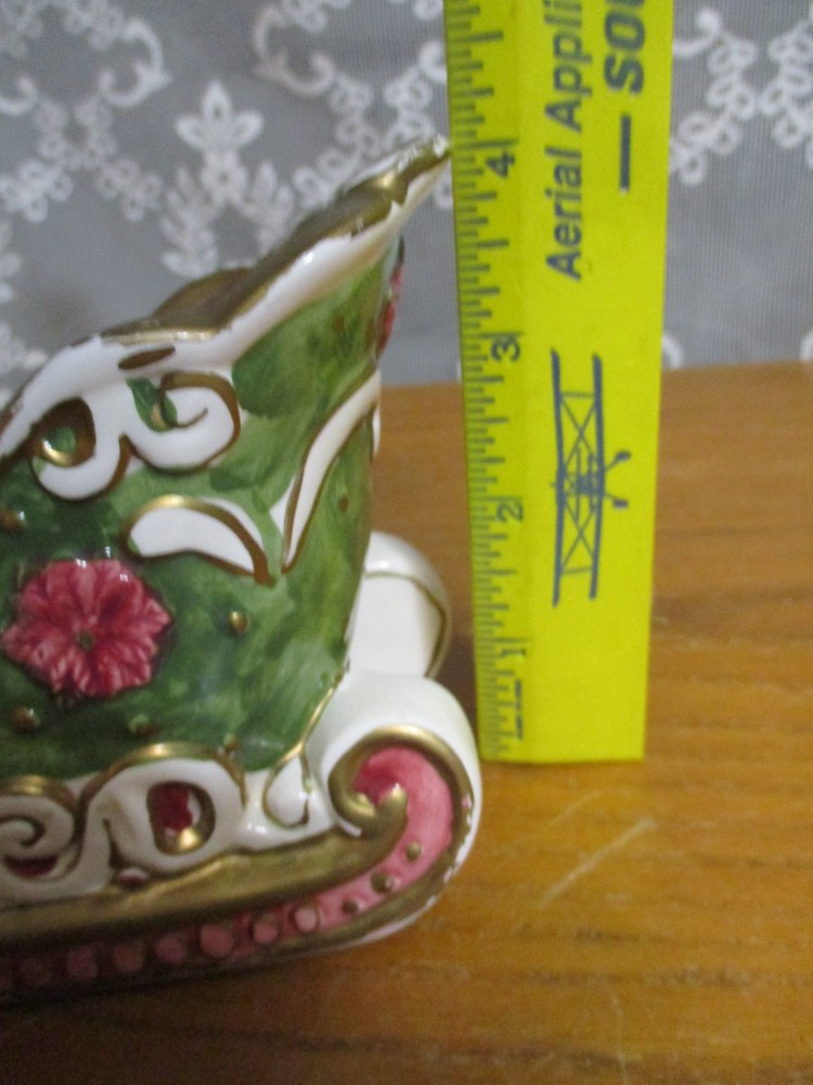 Santa's Sleigh Planter - Decoration