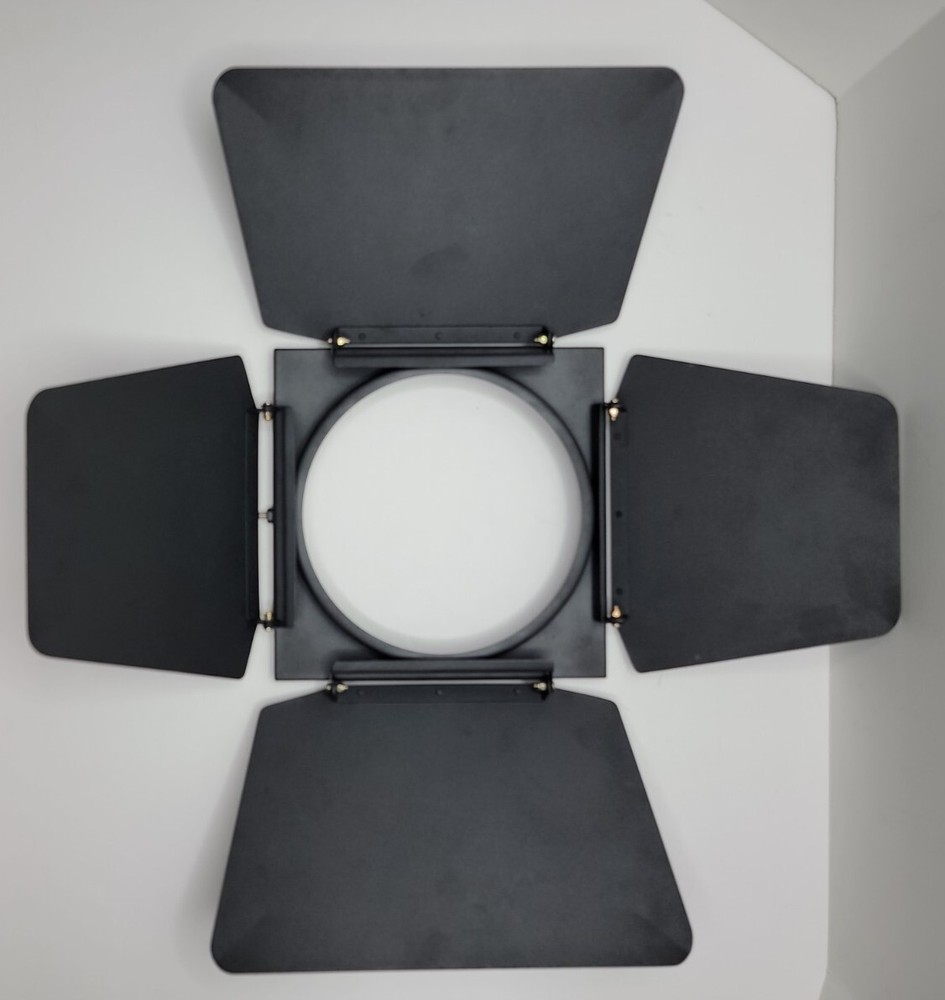 4-Way 4-Leaf Barndoor Light Shield. Ring Insert Size 6-3/4"