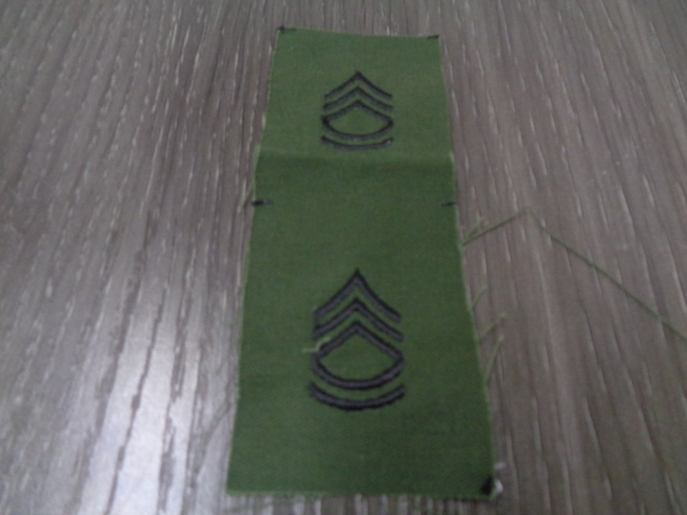 WOODLAND OD GREEN US ARMY Sergeant First Class COLLAR DEVICE PATCH  NEW  SFC X2