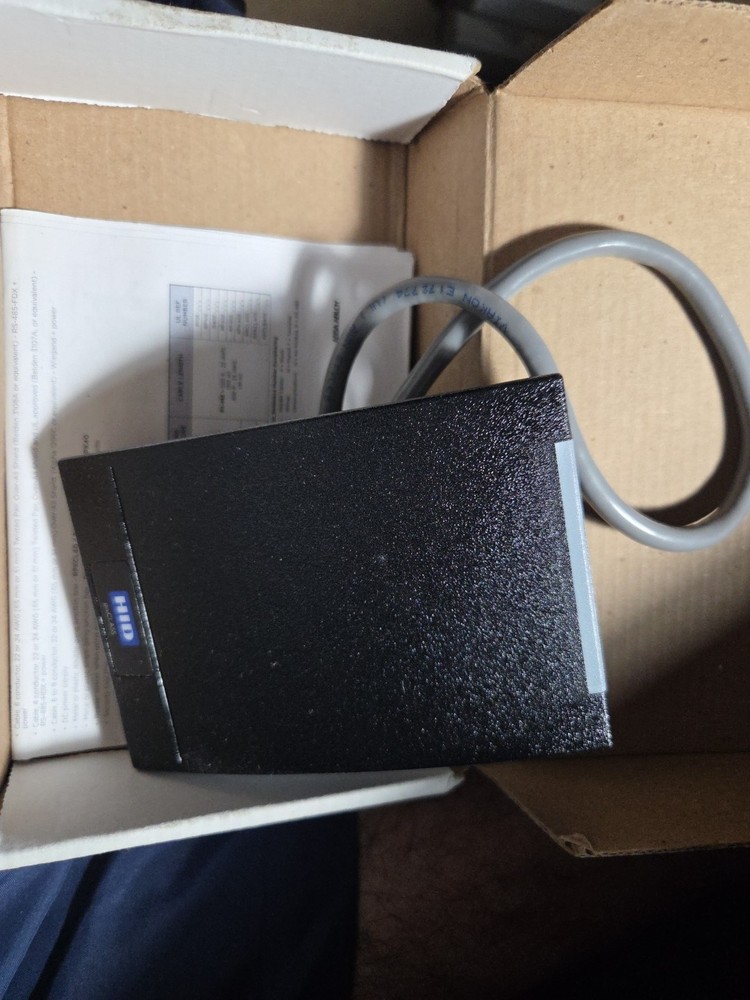 HID 920NHRNEK0000C pivCLASS R40-E Wall Switch Card Reader PAD ONLY