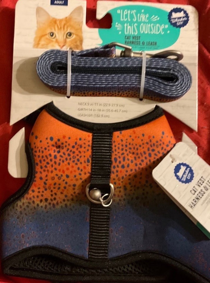 Small Dog Or Cat Leash And Harness Speckled Trout Design