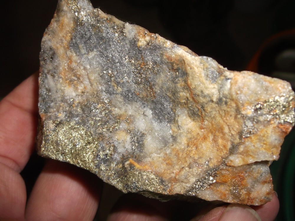 Gold, silver, copper, 318 grams samples ,ore high grade .