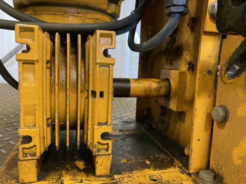 Genesco Copper / Aluminum Wire Cable, TableTop Stripper Machine , G6001