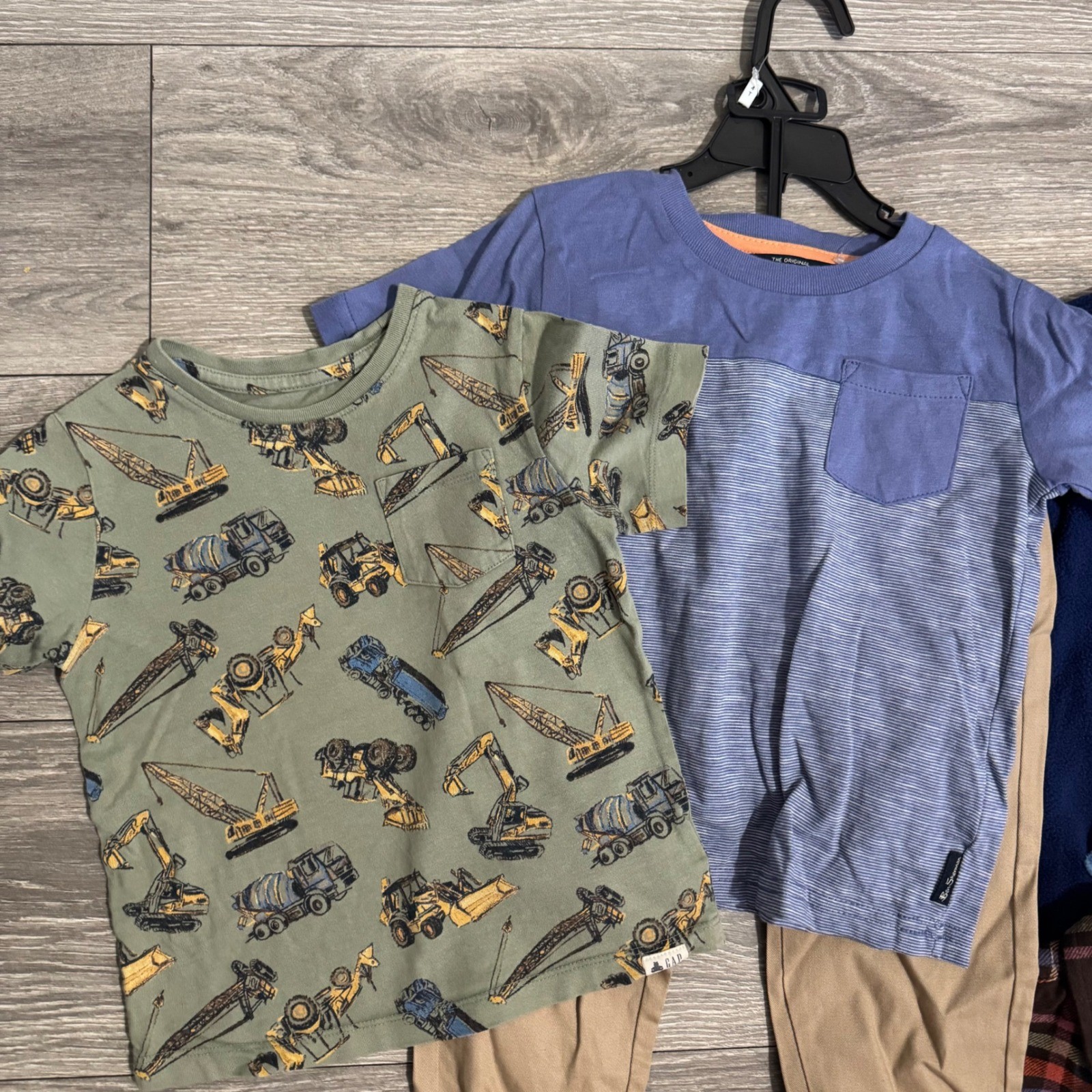 Boys 4T Clothes Lot 7pc GAP Star Wars Joggers & Sweater